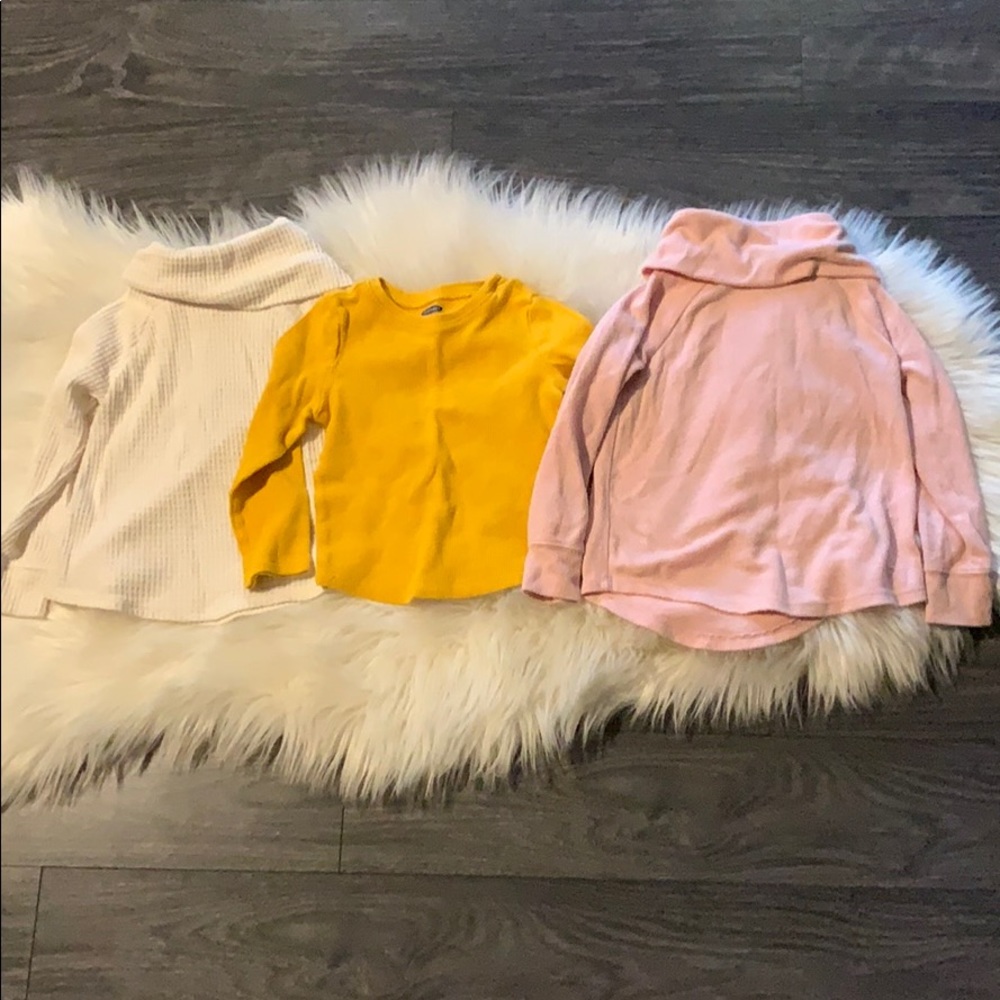 Long sleeve sweater bundle